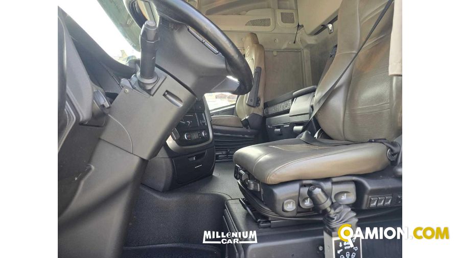 Iveco AS 440 AS 440 | Millenium Car