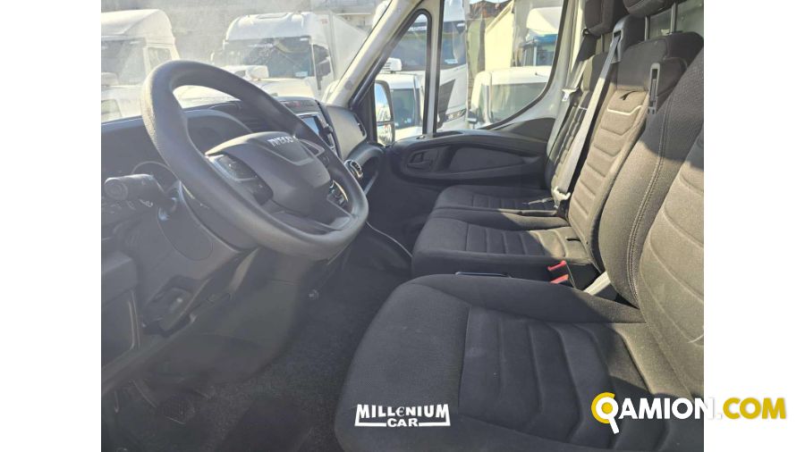 Iveco 35C16H3.0 - Cab 35C Daily 4x2 MY2019 35C16H3.0 - Cab 35C Daily 4x2 MY2019 | Millenium Car
