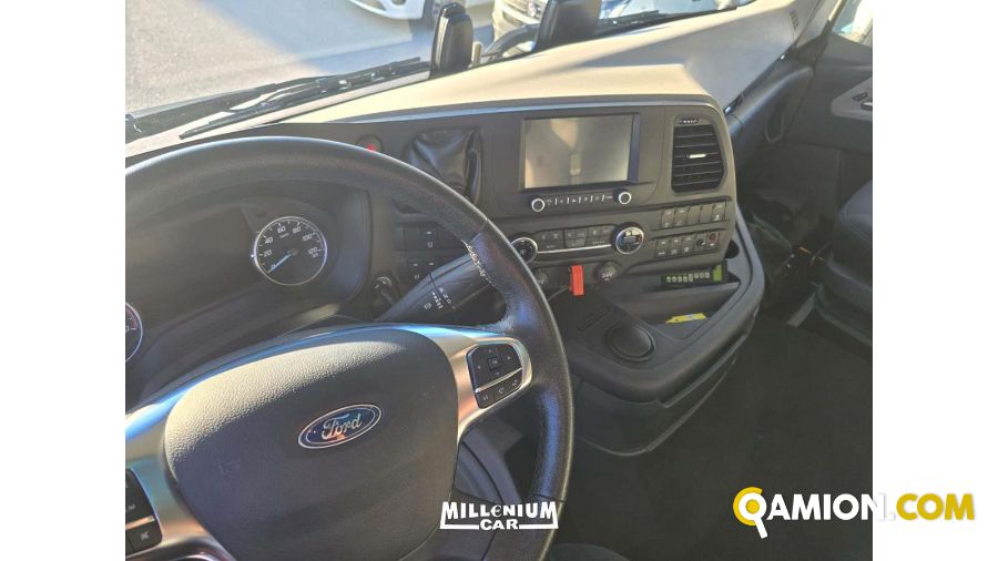 Ford FMAX 500 WHITE PACK MEG CAB FMAX 500 WHITE PACK MEG CAB | Millenium Car