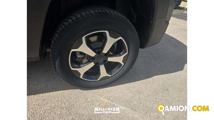 Jeep Renegade Renegade | Millenium Car