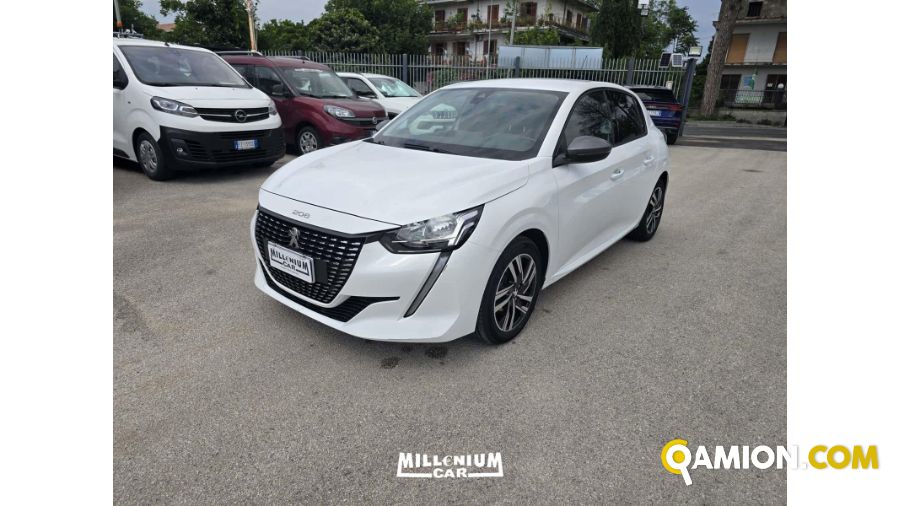 Peugeot 208 208 | Millenium Car