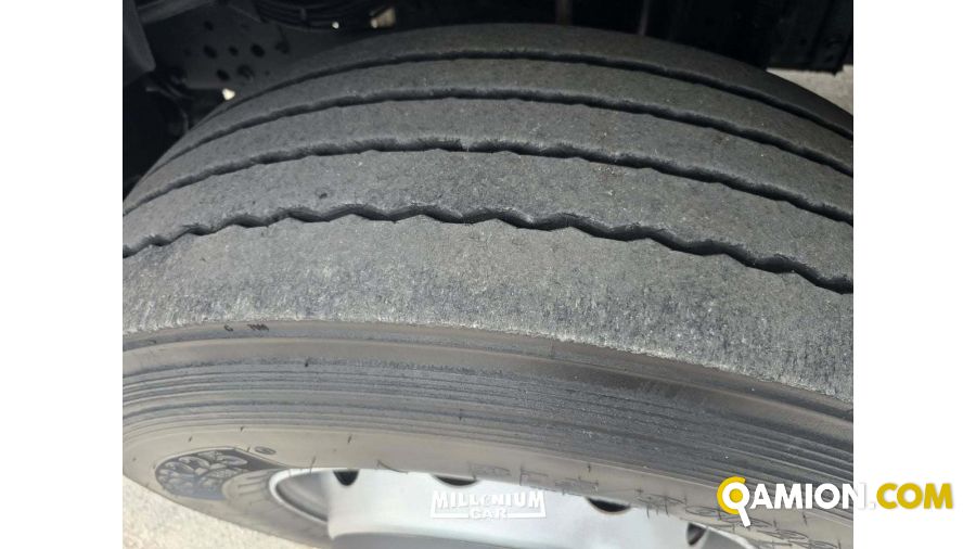 Iveco Stralis 360 Stralis 360 | Millenium Car