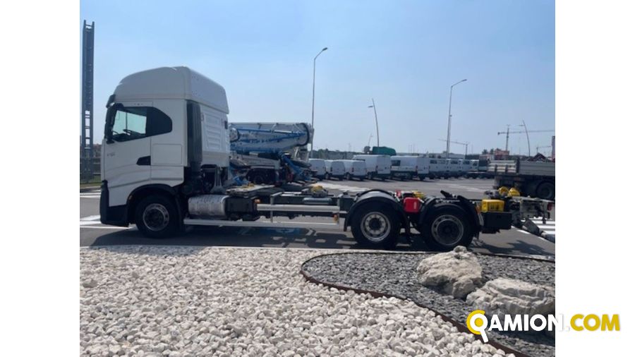IVECO S-Way AS 260 S-Way AS 260 MOTRICE S WAY 480 CV CASE MOBILI AUTOM+INTARDER Altro | AUTO INDUSTRIALE BERGAMASCA SPA