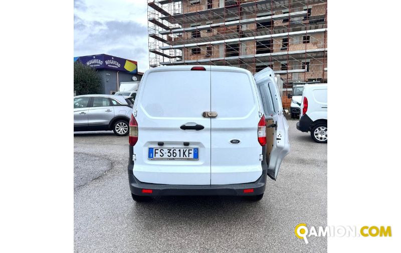 Ford Transit Courier Transit Courier | MUGAVERO ANTONIO & FIGLI SRL