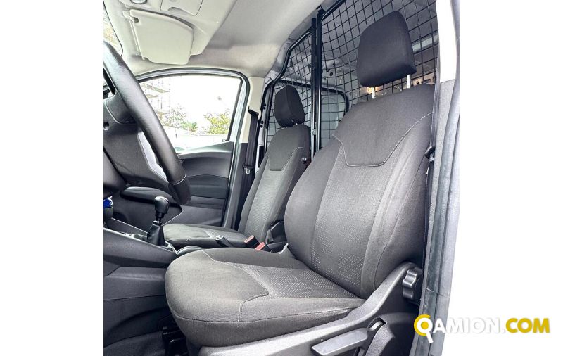 Ford COURIER COURIER | MUGAVERO ANTONIO & FIGLI SRL