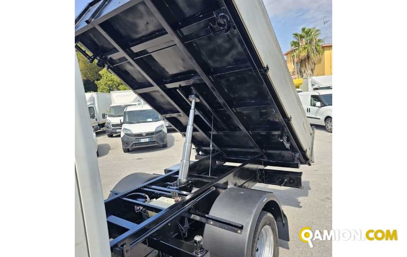 Nissan NT400 nt400 | MUGAVERO ANTONIO & FIGLI SRL