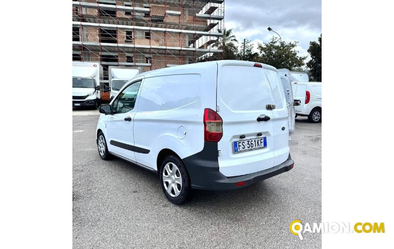 Ford Transit Courier Transit Courier | MUGAVERO ANTONIO & FIGLI SRL