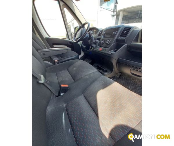 PEUGEOT** boxer | Leggeri fino 35 q.li Cassone fisso | Luigi Bacchi IVECO